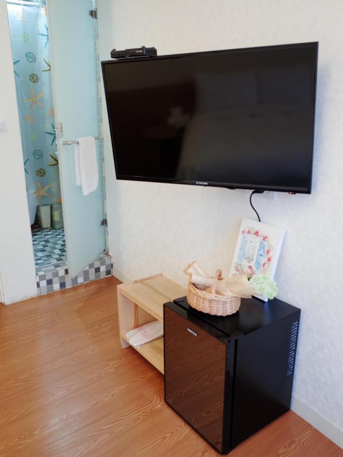 Rainbow Island Apartment Tainan Exterior foto