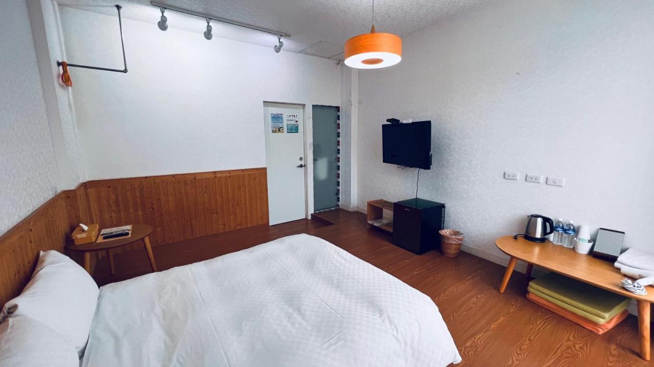 Rainbow Island Apartment Tainan Exterior foto
